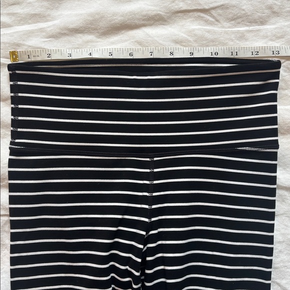 Athleta Elation Virasana Stripe 7/8 Tight - Picture 10 of 11